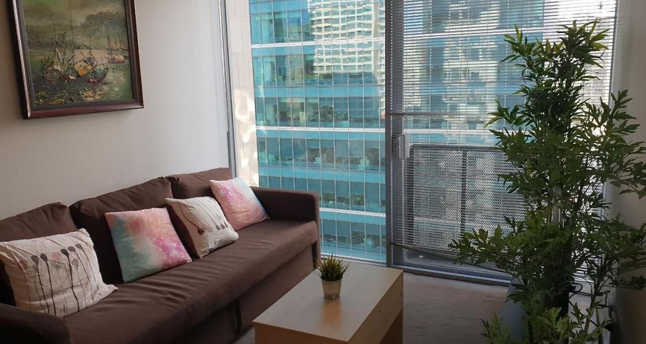 2 Bedrooms Cbd Free Tram Apartment Melbourne Vic