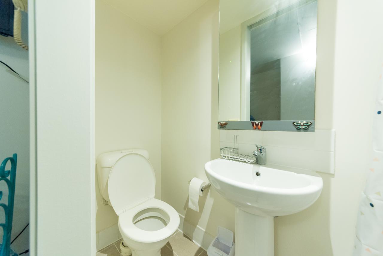 Free studio melbourne on sale
